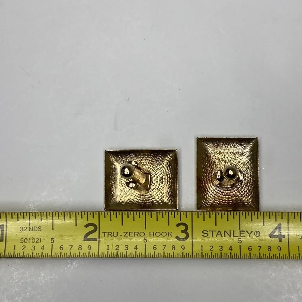 Vintage Gold-Tone Cufflinks With Engraved Floral Design Mens Accessories